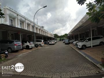 Dijual Rumah Cluster West Europa Greenlake City Jakarta Barat Bagus Siap Huni Nyaman Strategis