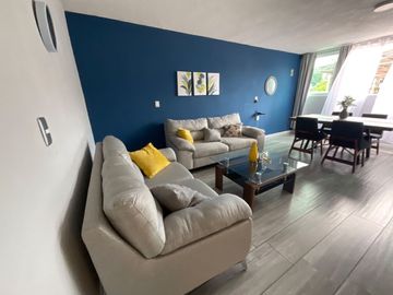Venta edificio en fracc la huerta con 3 departamentos con entrada independiente