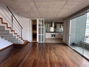 Moderno dúplex  estilo industrial de un dormitorio y habitación Home Office 🏡💎