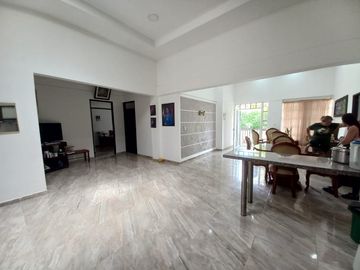 Casa Campestre en Venta, vía al aeropuerto de Armenia
