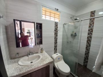 Casa Campestre en Venta, vía al aeropuerto de Armenia
