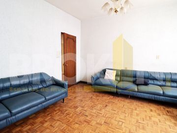 CASA CON LOCAL COMERCIAL Y BODEGA SOBRE CARRANZA (CENTRO) EN VENTA