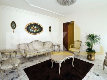 CASA CON LOCAL COMERCIAL Y BODEGA SOBRE CARRANZA (CENTRO) EN VENTA