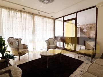 CASA CON LOCAL COMERCIAL Y BODEGA SOBRE CARRANZA (CENTRO) EN VENTA