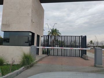 CASA EN VENTA DE UNA PLANTA EN LOMAS DEL DORADO