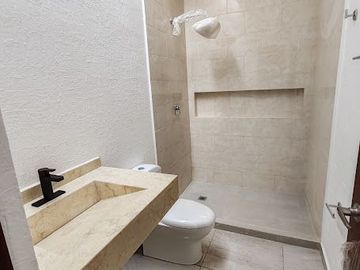 CASA EN VENTA DE UNA PLANTA EN LOMAS DEL DORADO