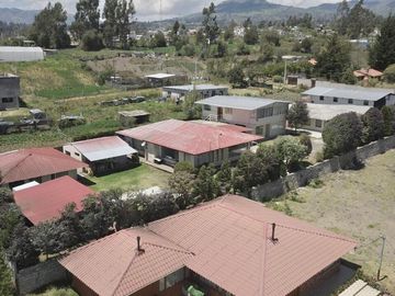 PROPIEDAD RENTERA EN MONTALVO