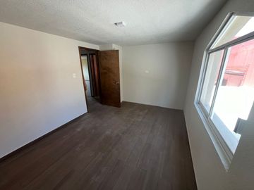 VENTA DE CASA RECIÉN RENOVADA ARBOLEDAS DE GUADALUPE