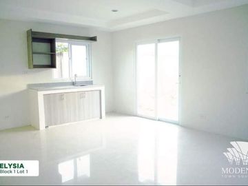 4 bedroom single detached house in Modena Minglanilla Cebu