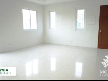 4 bedroom single detached house in Modena Minglanilla Cebu