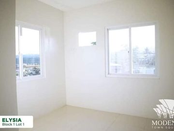 4 bedroom single detached house in Modena Minglanilla Cebu