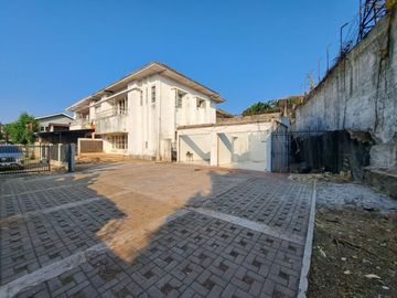 DIJUAL RUMAH BANGUNAN LAMA MASIH KOKOH GANDARIA UTARA KEBAYORAN BARU JAKARTA SELATAN