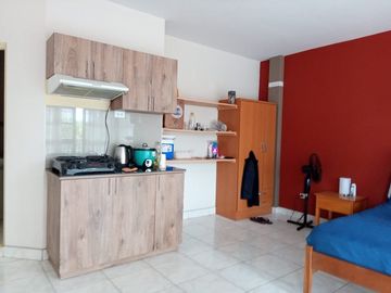 VENTA DE CASA DE TRES PISOS EN LA URB. SANTA ANA, PIURA