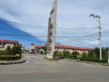 Two-Bedroom Townhouse in Nottingham Villas Metropolis Jaro Iloilo For SALE