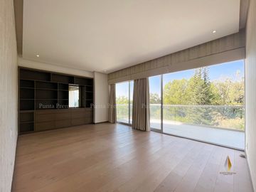 Departamento en Venta Torre Central Park Semi Amueblado de Lujo, Av. México