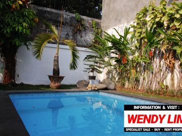 RUMAH at Jl KI MANGUNSARKORO, MENTENG