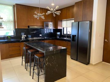 casa en venta en merida , zona exclusiva