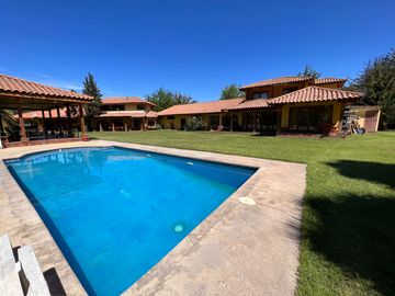 Oportunidad 2 casas en chicureo