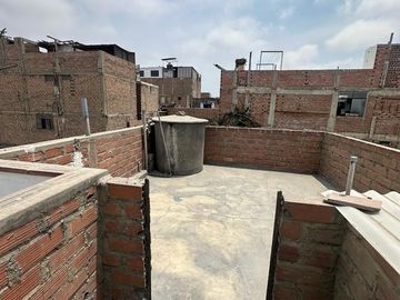SE VENDE Casa Comercial Cerca A Morales Duarez Con Av. Universitaria