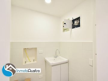 Paseo Tres de Noviembre, Venta de Hermoso Apartamento