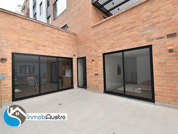 Paseo Tres de Noviembre, Venta de Hermoso Apartamento
