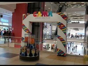 En venta Local Comercial en Gamma - La Victoria