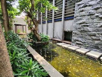 DIJUAL RUMAH Graha Family, Boulevard, Glass House. Murah SBY