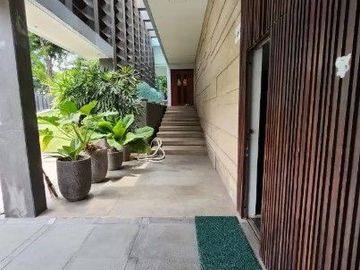 DIJUAL RUMAH Graha Family, Boulevard, Glass House. Murah SBY