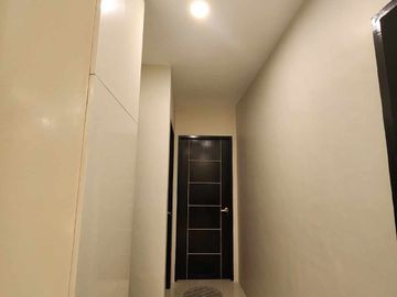 Pre-owned Fully Furnished 4-Bedroom House and Lot for sale in Sta. Rosa Laguna
