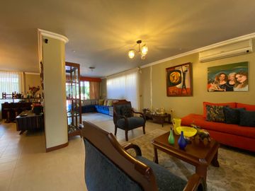Casa en venta - urbanización Terranova km 2.5 vía Samborondón