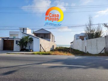 Terreno Frente Al Mar en Playas Villamil, Vía a Data Km. 7.5