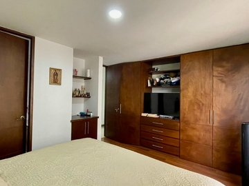Extraordinario apartamento en Pinares con 100 m2 2 parqueaderos y cuarto útil. Pereira - Colombia