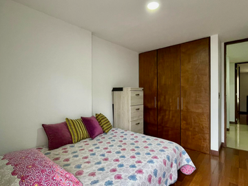 Extraordinario apartamento en Pinares con 100 m2 2 parqueaderos y cuarto útil. Pereira - Colombia