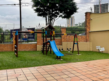 Extraordinario apartamento en Pinares con 100 m2 2 parqueaderos y cuarto útil. Pereira - Colombia