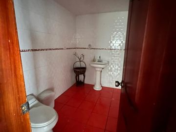VENDO HERMOSA CASA EN SOLCA  REMODELADA