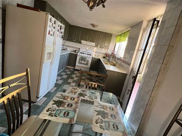 VENDO HERMOSA CASA EN SOLCA  REMODELADA