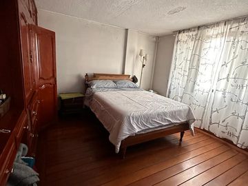 VENDO HERMOSA CASA EN SOLCA  REMODELADA