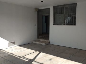 VENTA DE CASA PARA USO COMERCIAL, ZONA CENTRO, LEÓN, GTO.