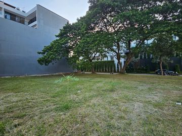 Dijual Kavling Ebony Pik Luas 792m2, View Danau.