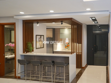 Brand New Solar-Powered Townhouse with Elevator for Sale in Recto, Manila