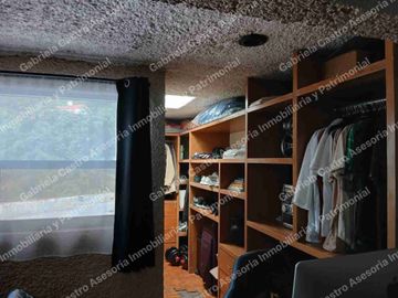 Casa con acabados premium en Bosques de la Herradura
