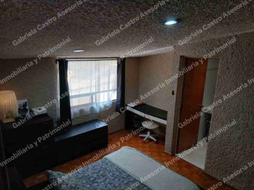 Casa con acabados premium en Bosques de la Herradura