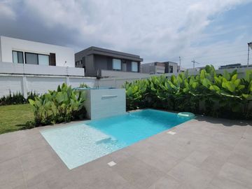 En venta lujosa y moderna casa en Proyecto, Isla Mocolí, Samborondón