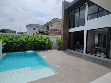 En venta lujosa y moderna casa en Proyecto, Isla Mocolí, Samborondón