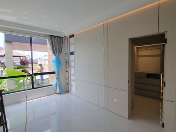 En venta lujosa y moderna casa en Proyecto, Isla Mocolí, Samborondón