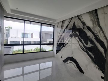 En venta lujosa y moderna casa en Proyecto, Isla Mocolí, Samborondón