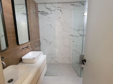 En venta lujosa y moderna casa en Proyecto, Isla Mocolí, Samborondón