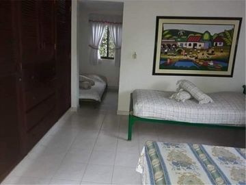 Casa Campestre en Alquiler Vacacional en Ricaurte- Cundinamarca