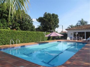 Casa Campestre en Alquiler Vacacional en Ricaurte- Cundinamarca