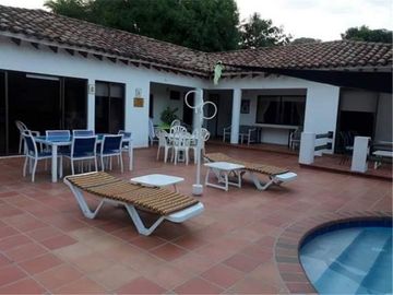 Casa Campestre en Alquiler Vacacional en Ricaurte- Cundinamarca
